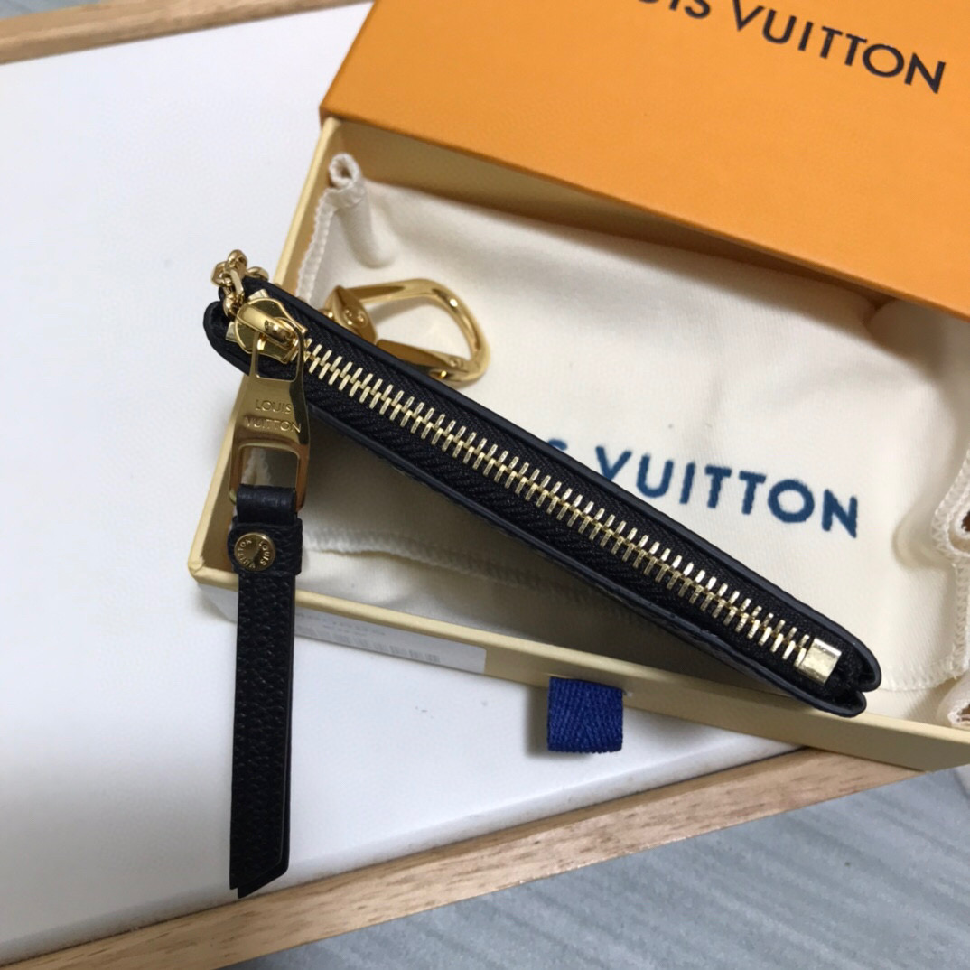 l**is V*t*n coin purse