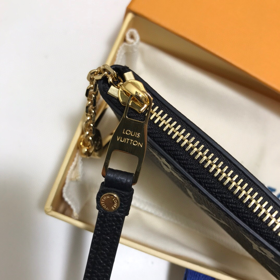 l**is V*t*n coin purse