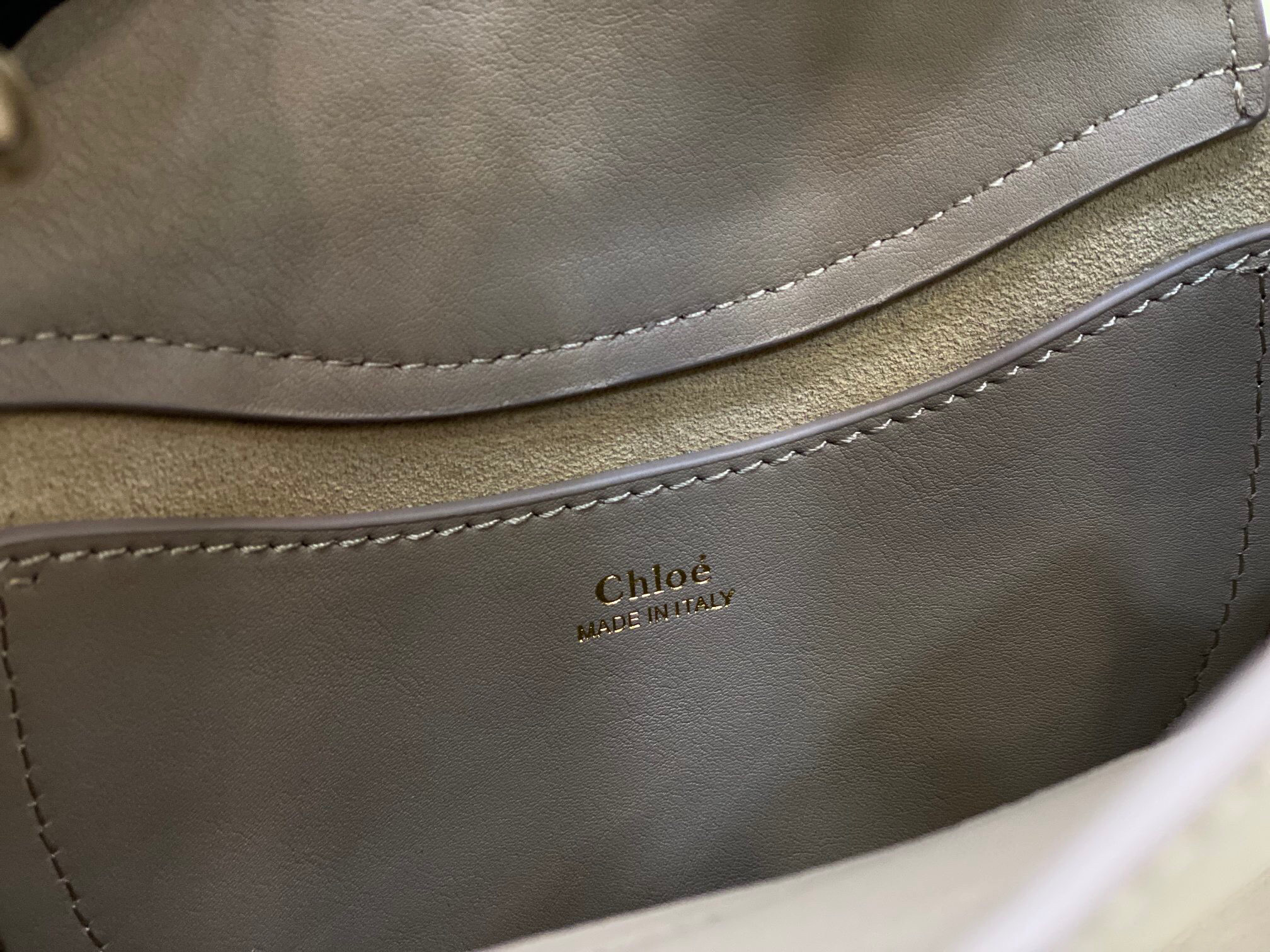 Chloé Kiss Bag