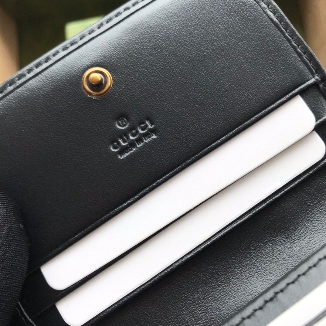 G*u*i gg marmont card case wallet