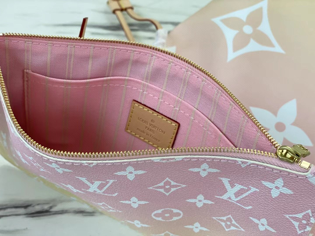 l**is V*t*n neverfull