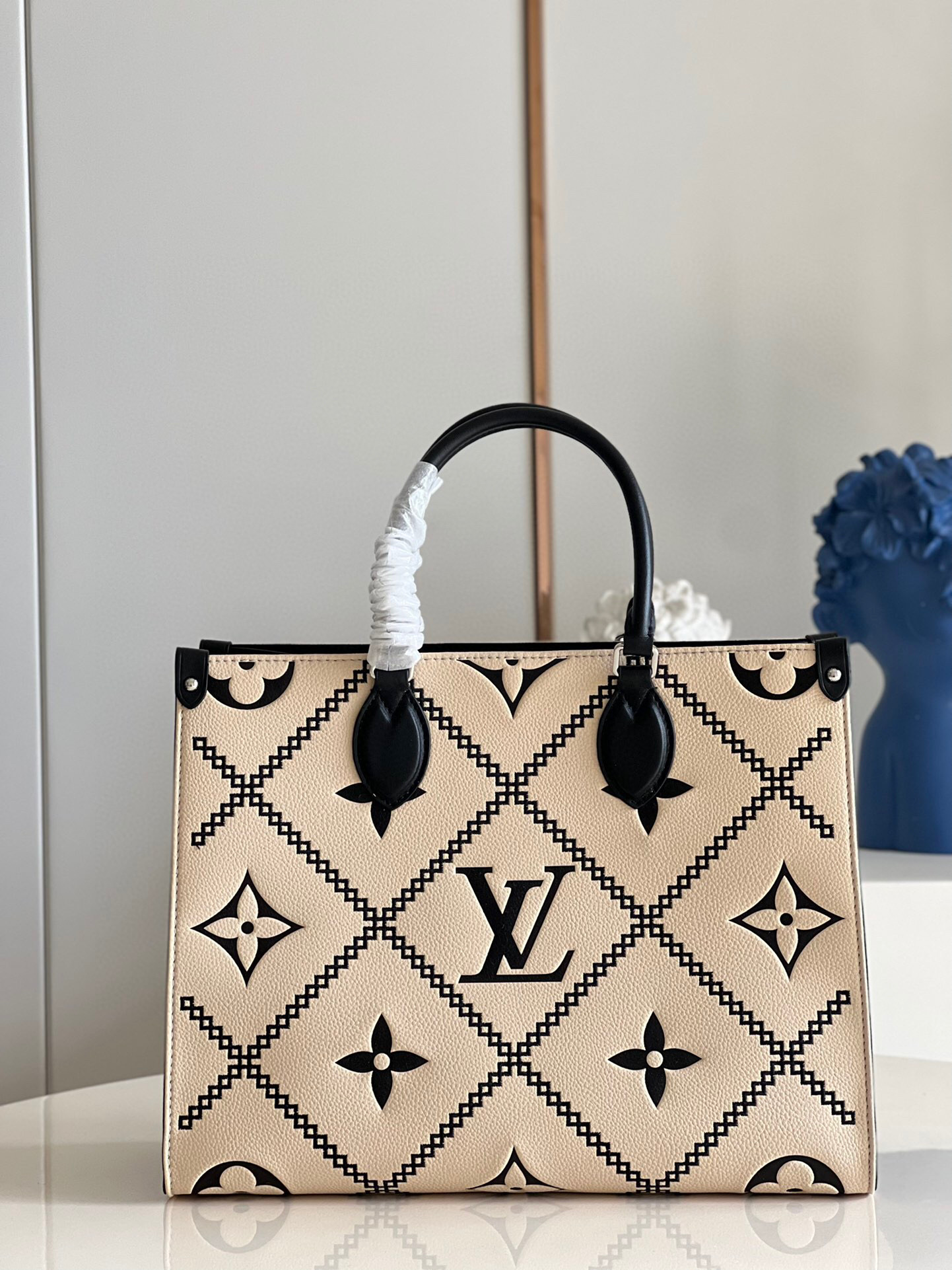 l**is V*t*n onthego mm