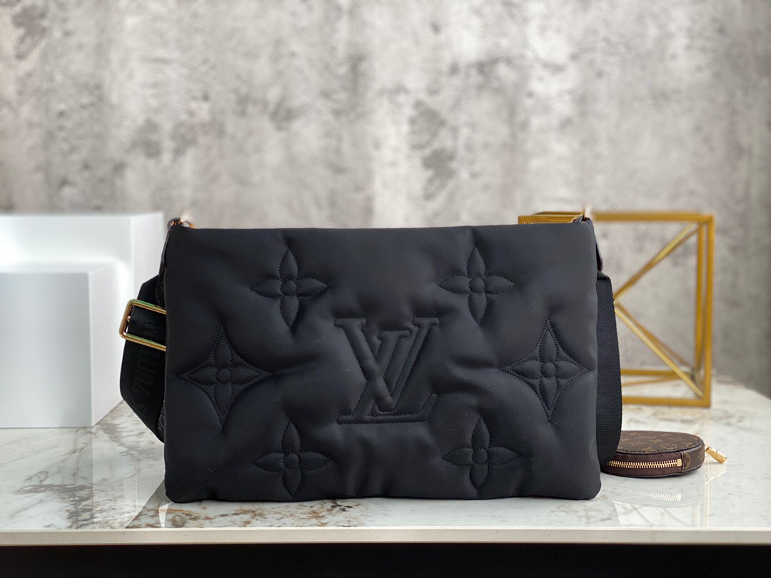 l**is V*t*n maxi multi pochette