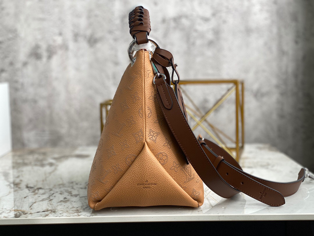 l**is V*t*n beaubourg hobo mm