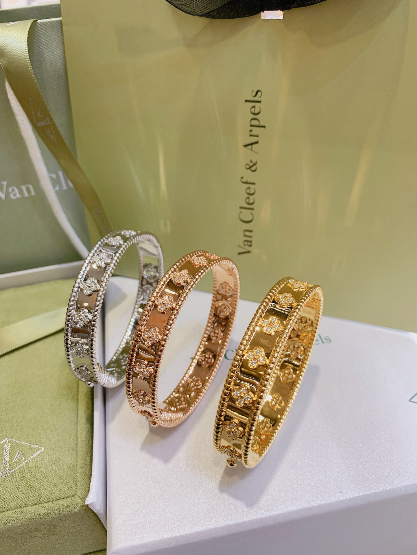 Van Cleef & Arpels Bracelet