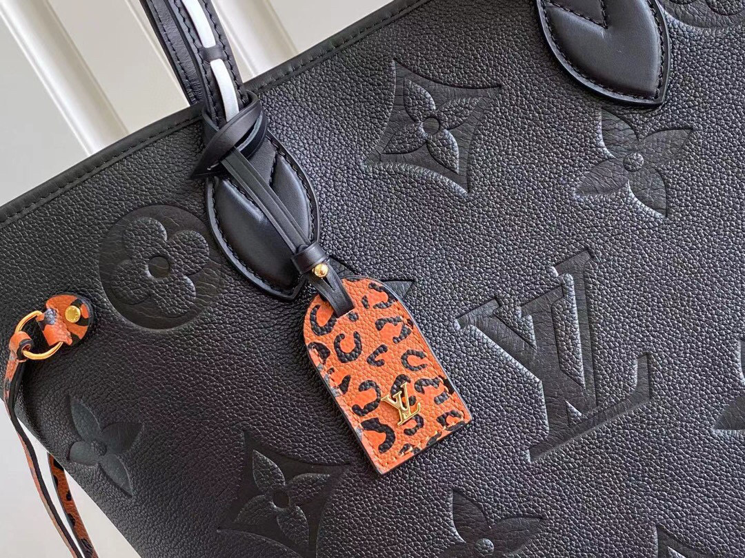 l**is V*t*n neverfull mm
