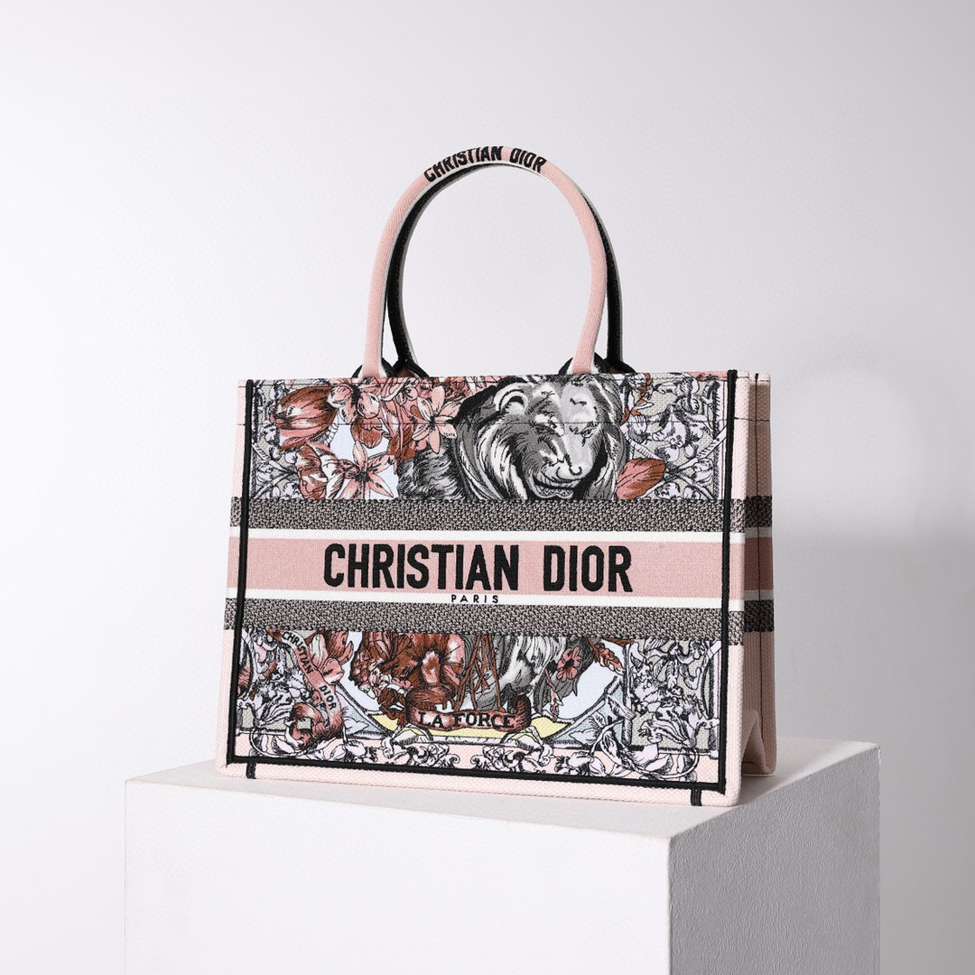 D*or book tote