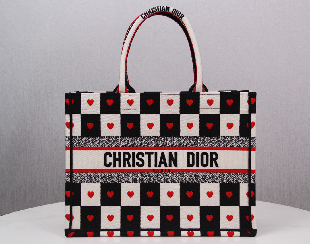 D*or book tote