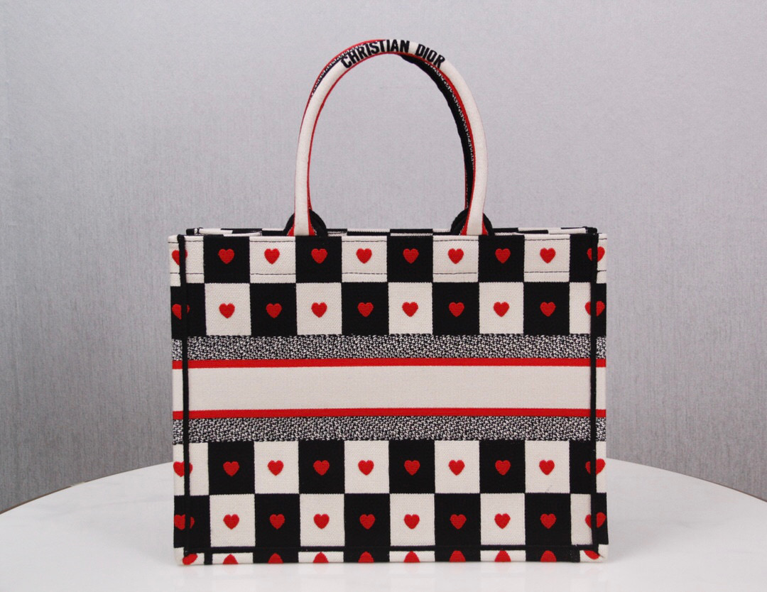 D*or book tote