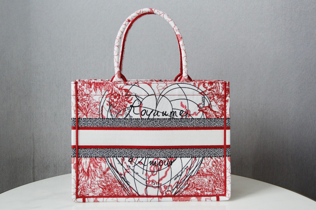 D*or book tote
