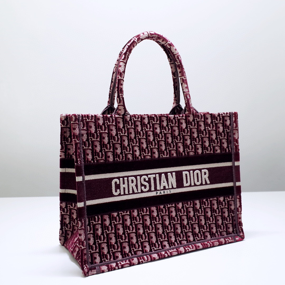 D*or book tote