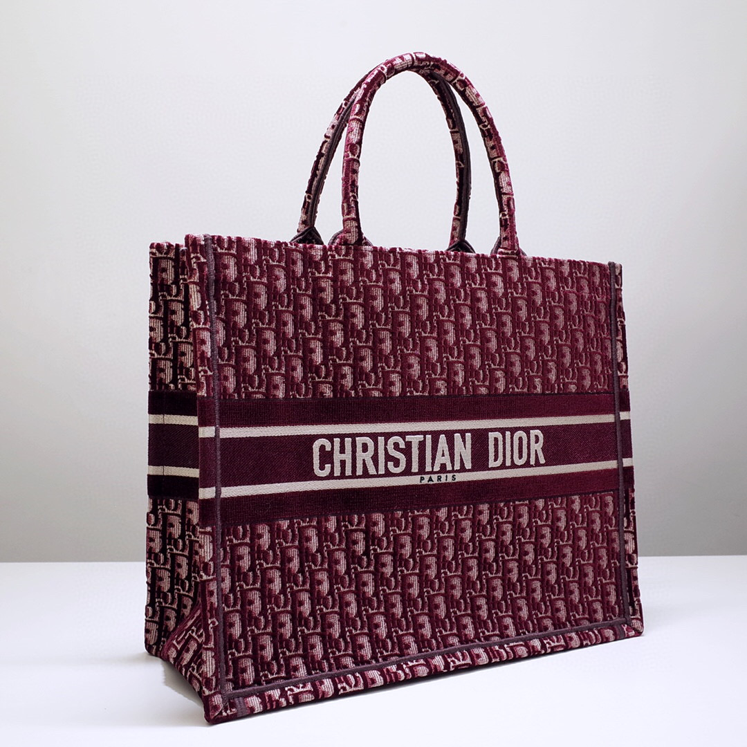 D*or book tote