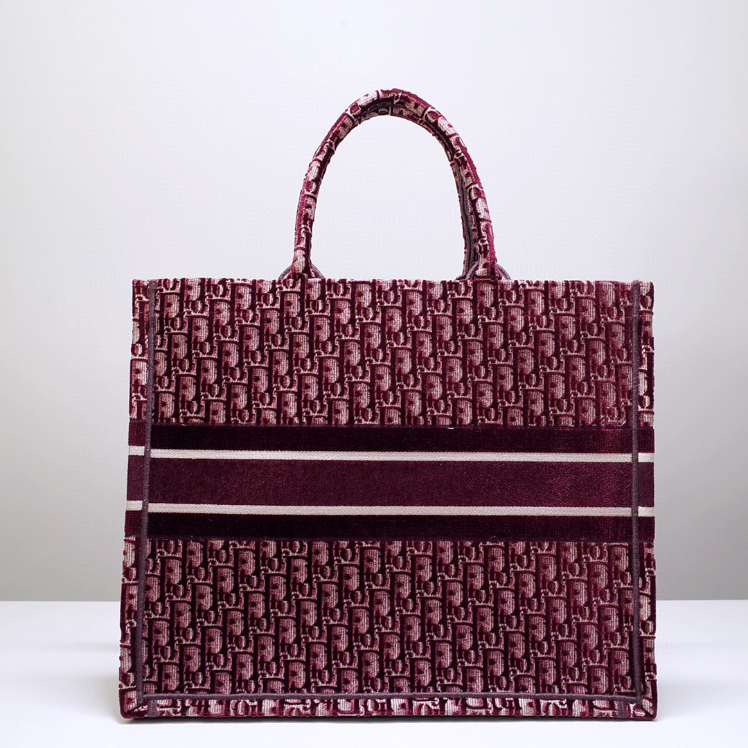 D*or book tote