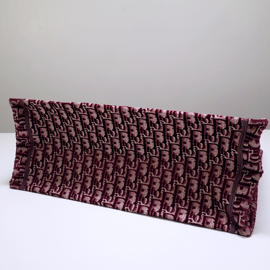 D*or book tote