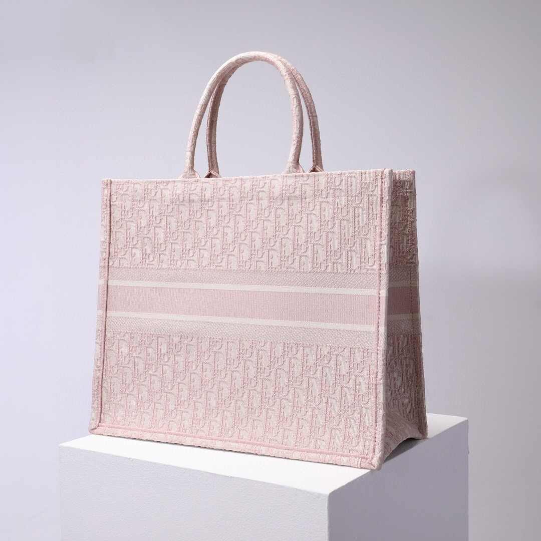 D*or book tote