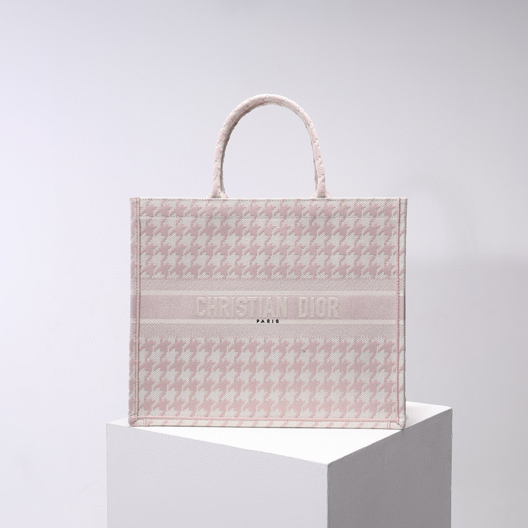 D*or book tote