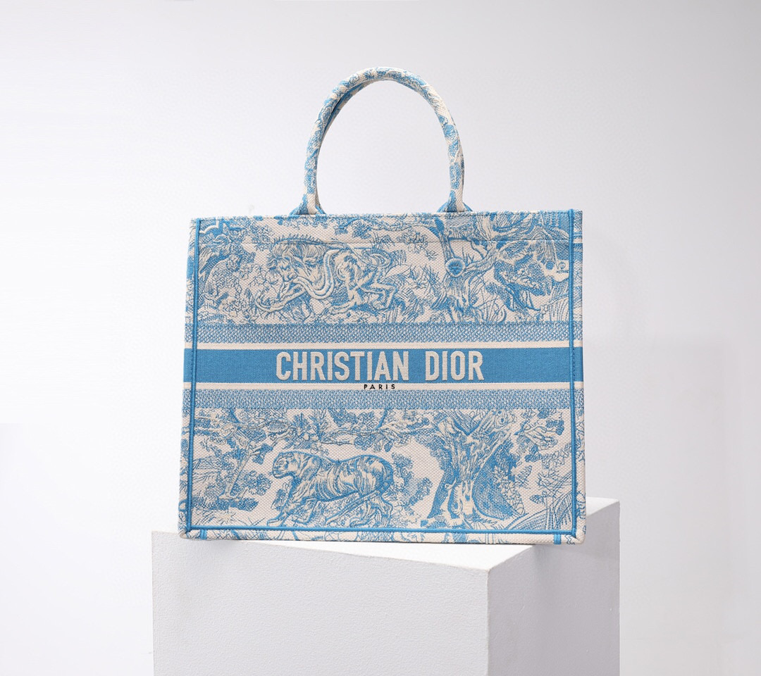 D*or book tote