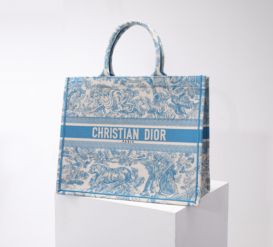 D*or book tote