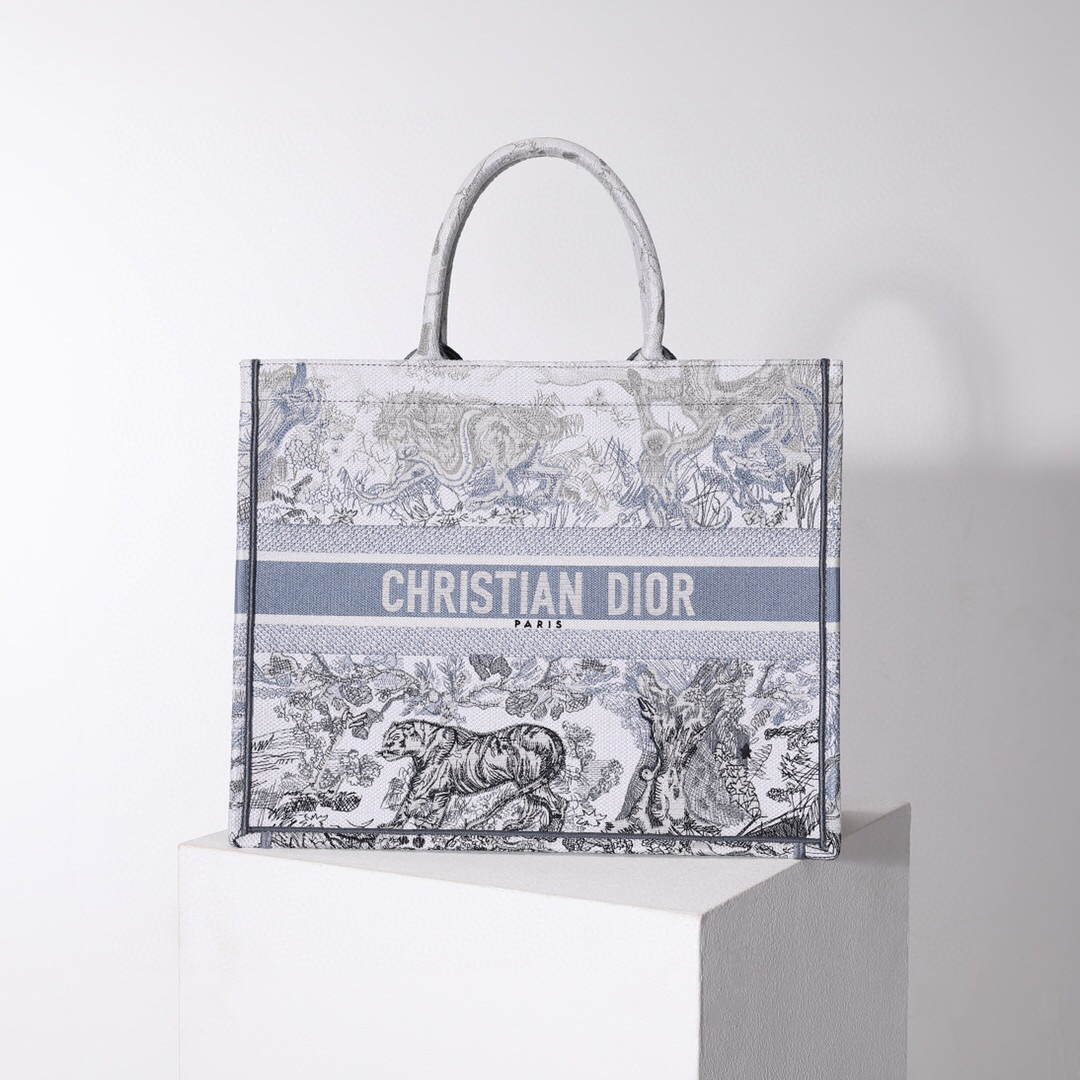 D*or book tote
