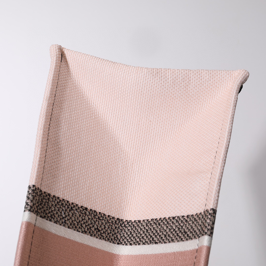 D*or book tote