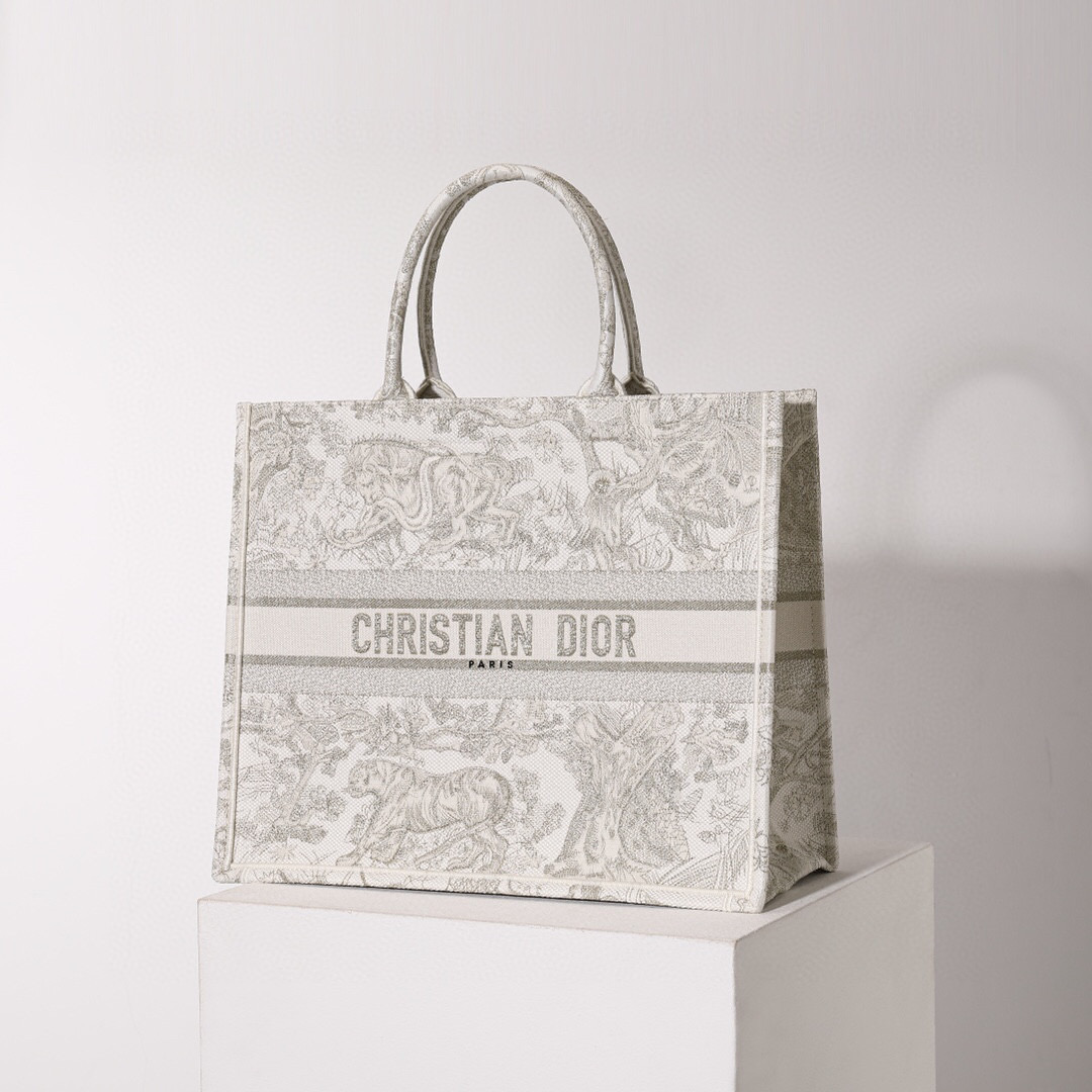D*or book tote