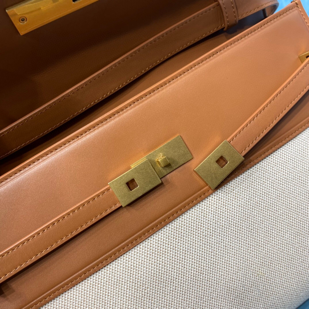 YSL Manhattan