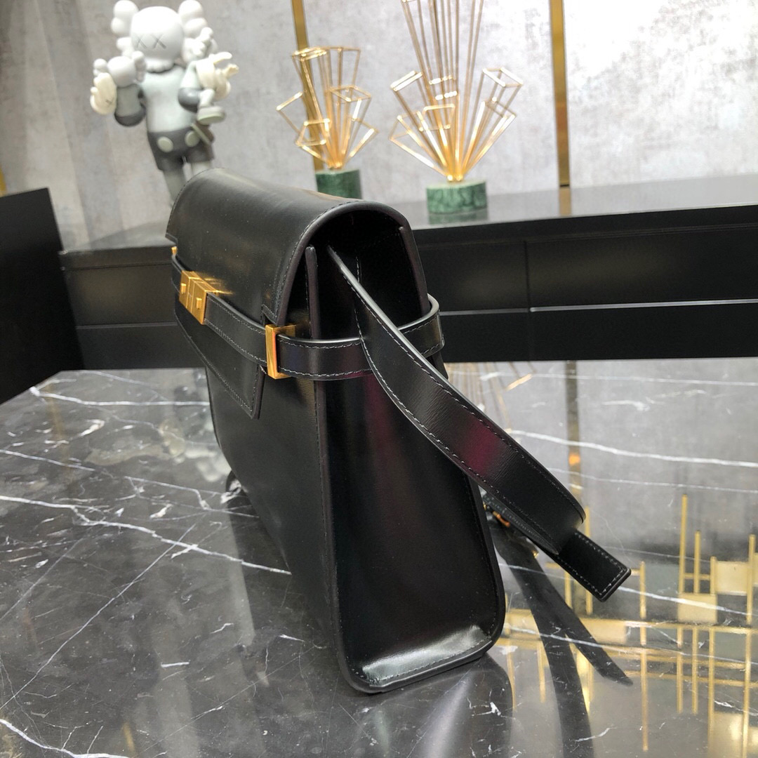 YSL Manhattan