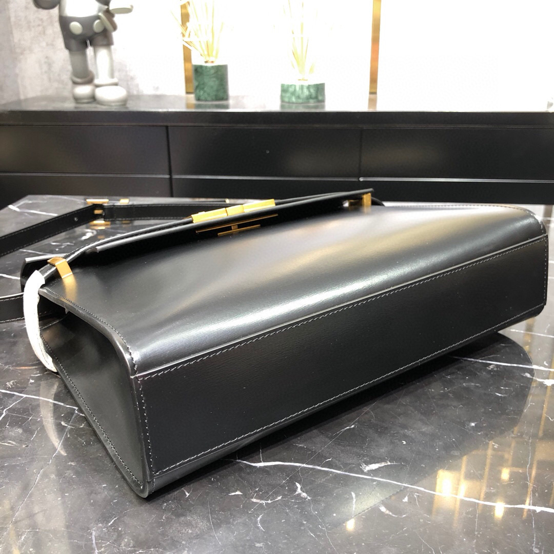 YSL Manhattan