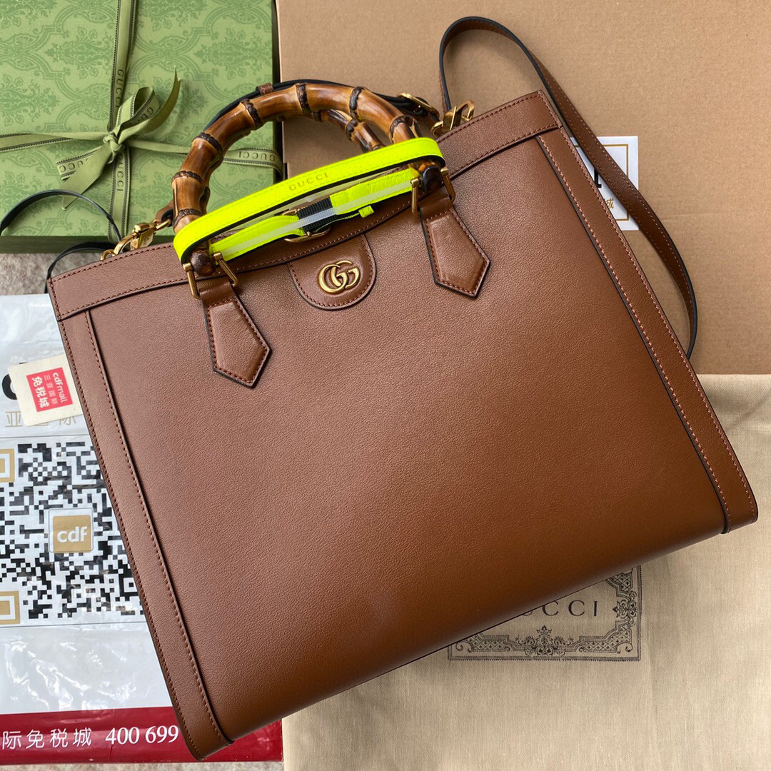 G*u*i diana tote