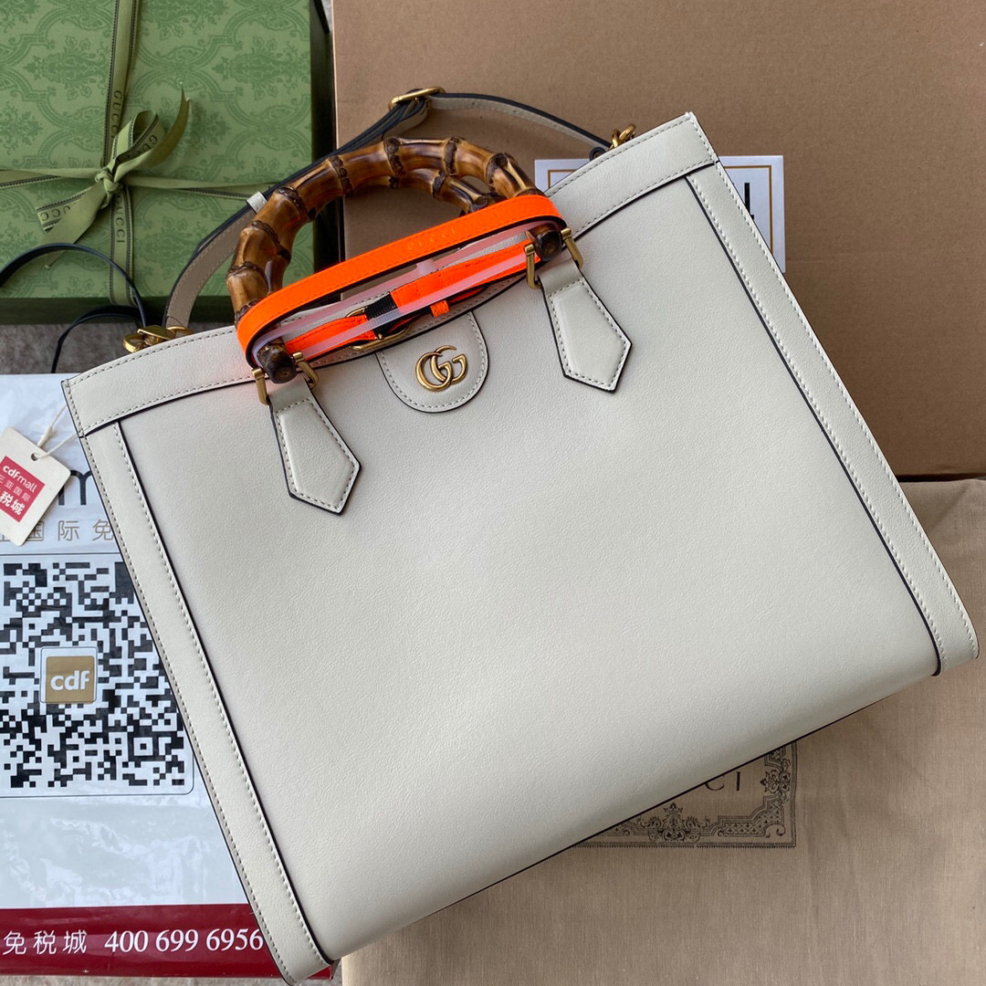 G*u*i diana tote