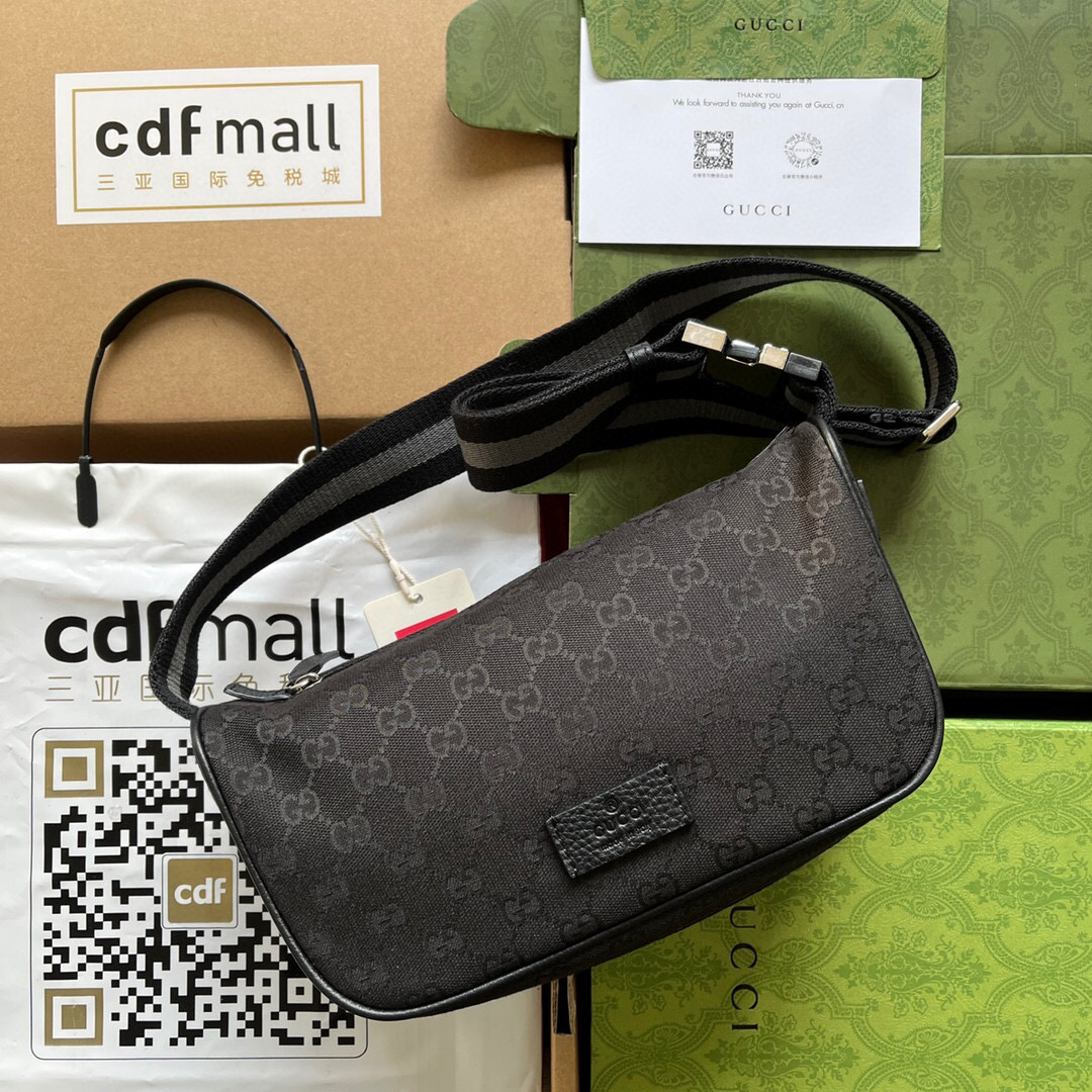 G*u*i shoulder bag