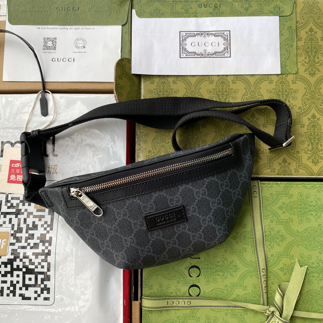 G*u*i pocket bag