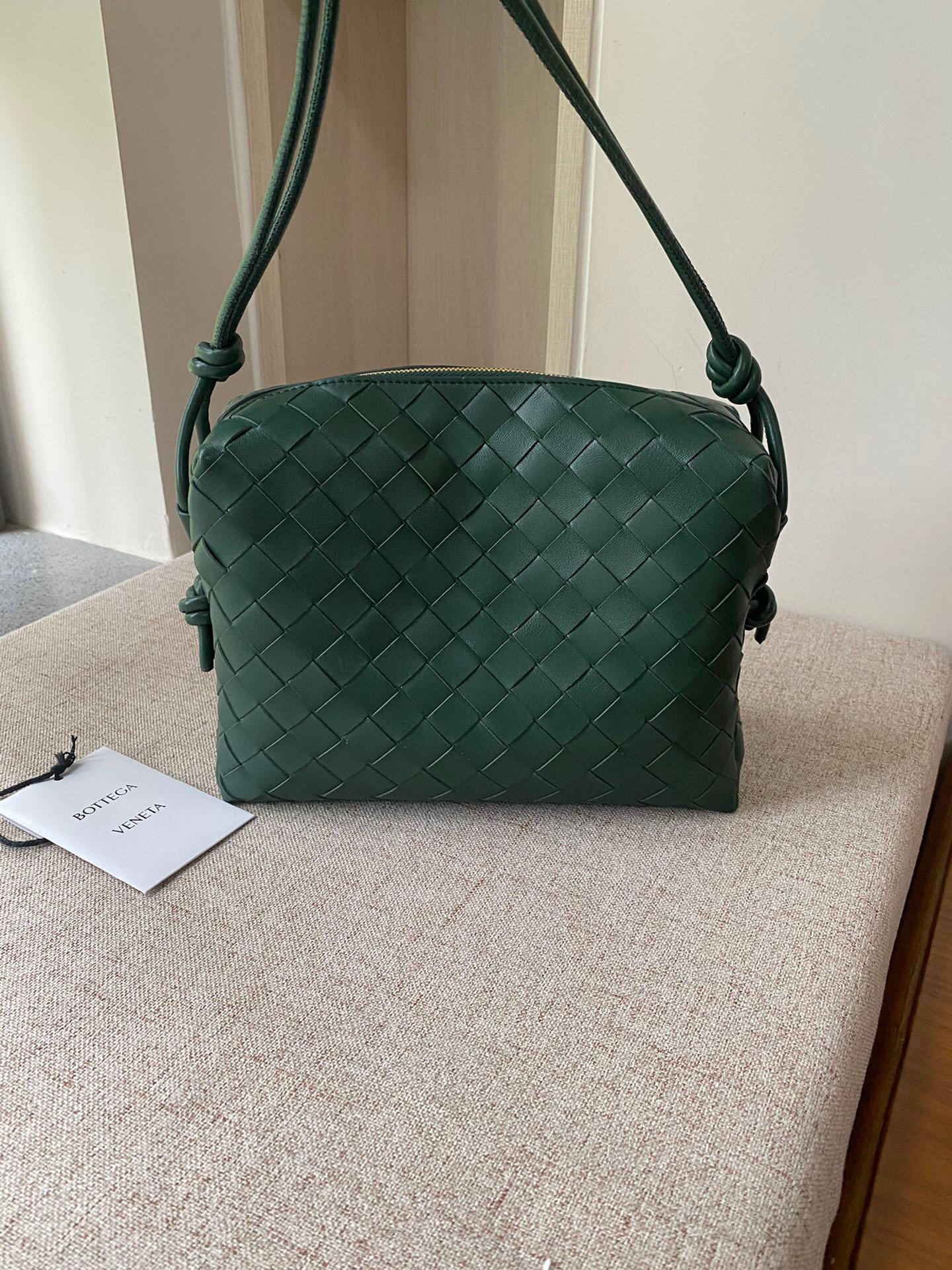 bo*te*ga Ve*ne*ta shoulder bags