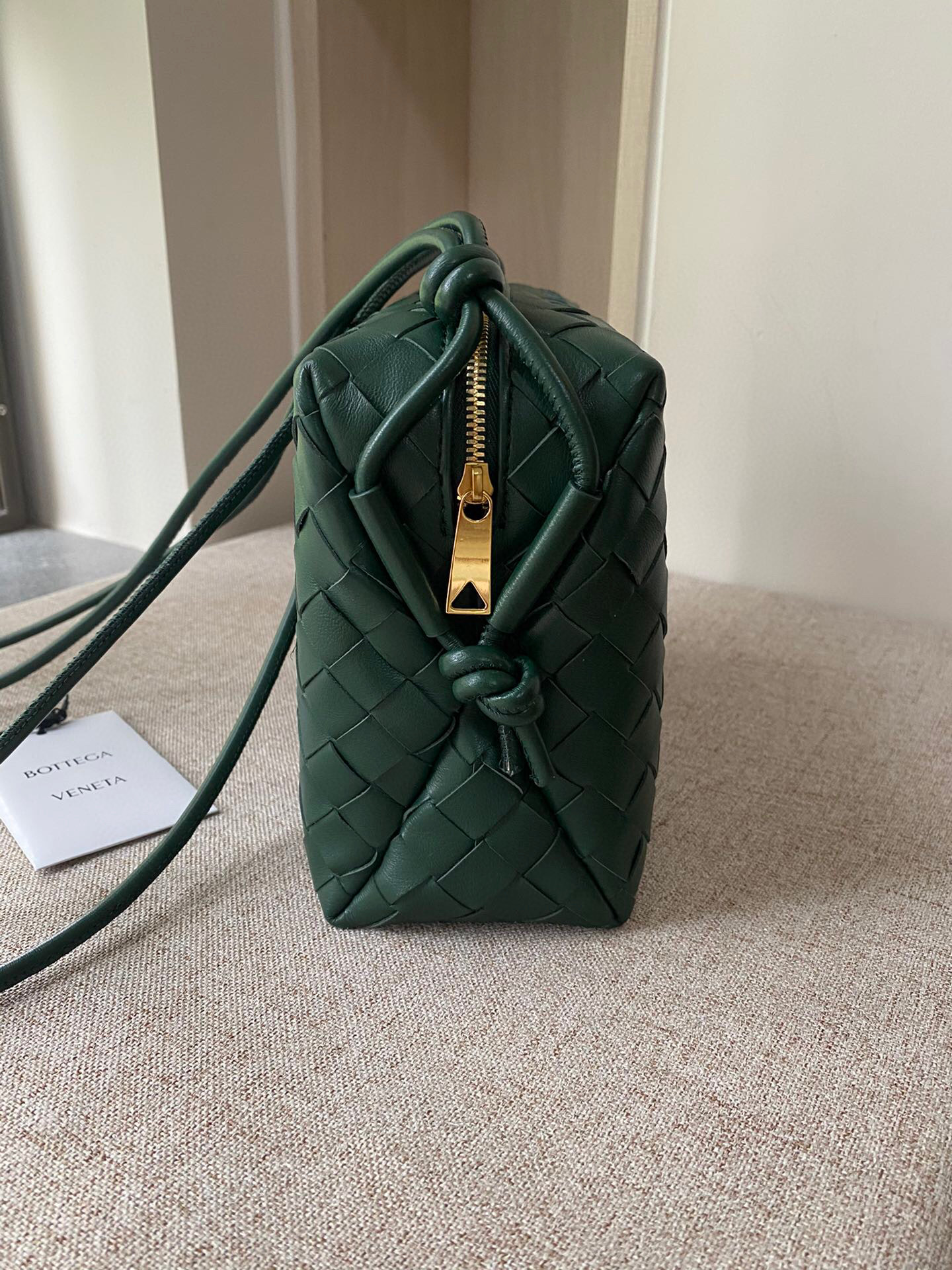 bo*te*ga Ve*ne*ta shoulder bags