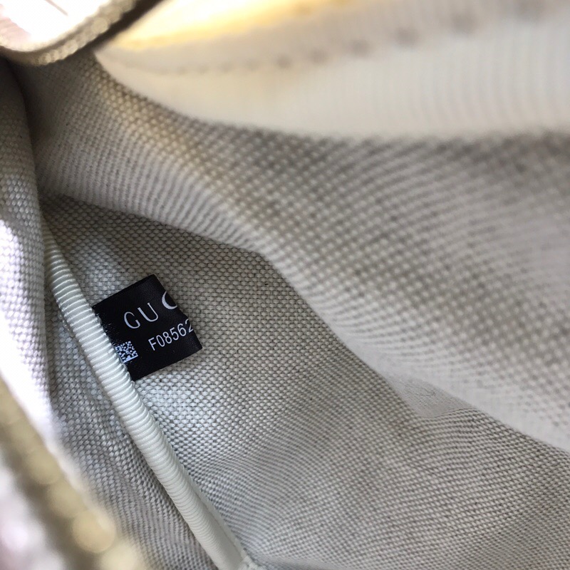G*u*i pocket