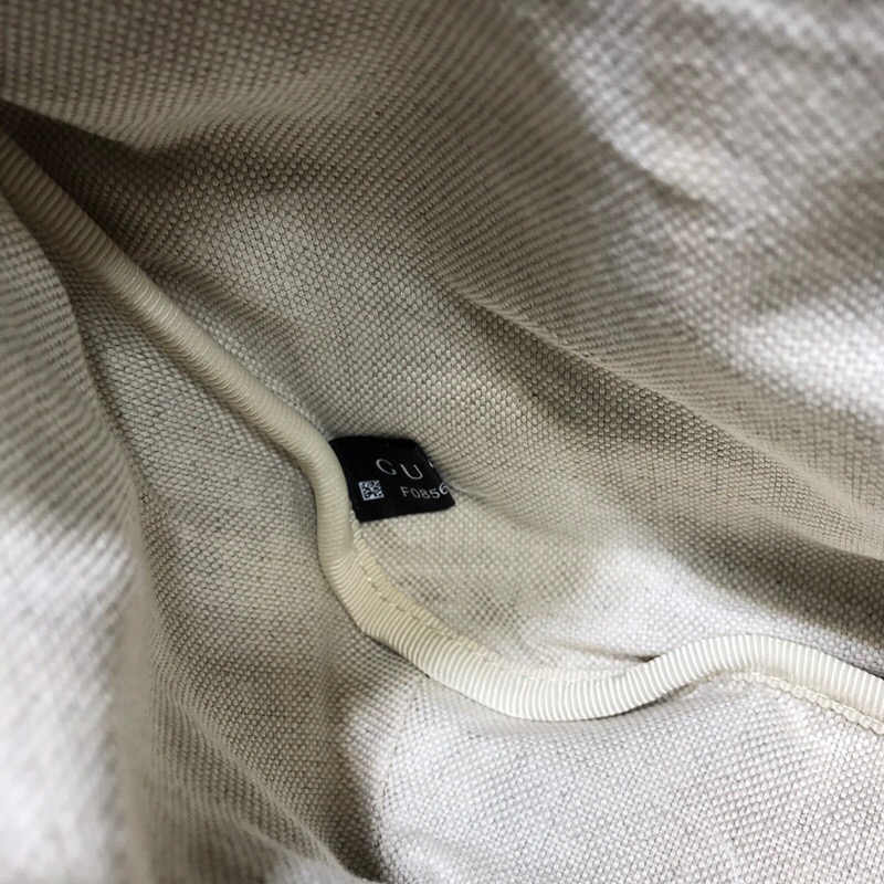 G*u*i pocket