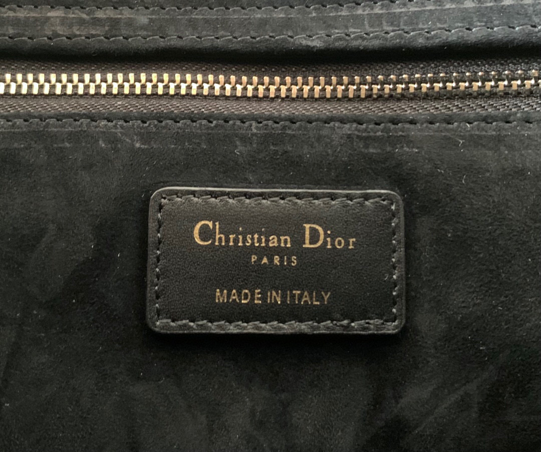 lady D*or large