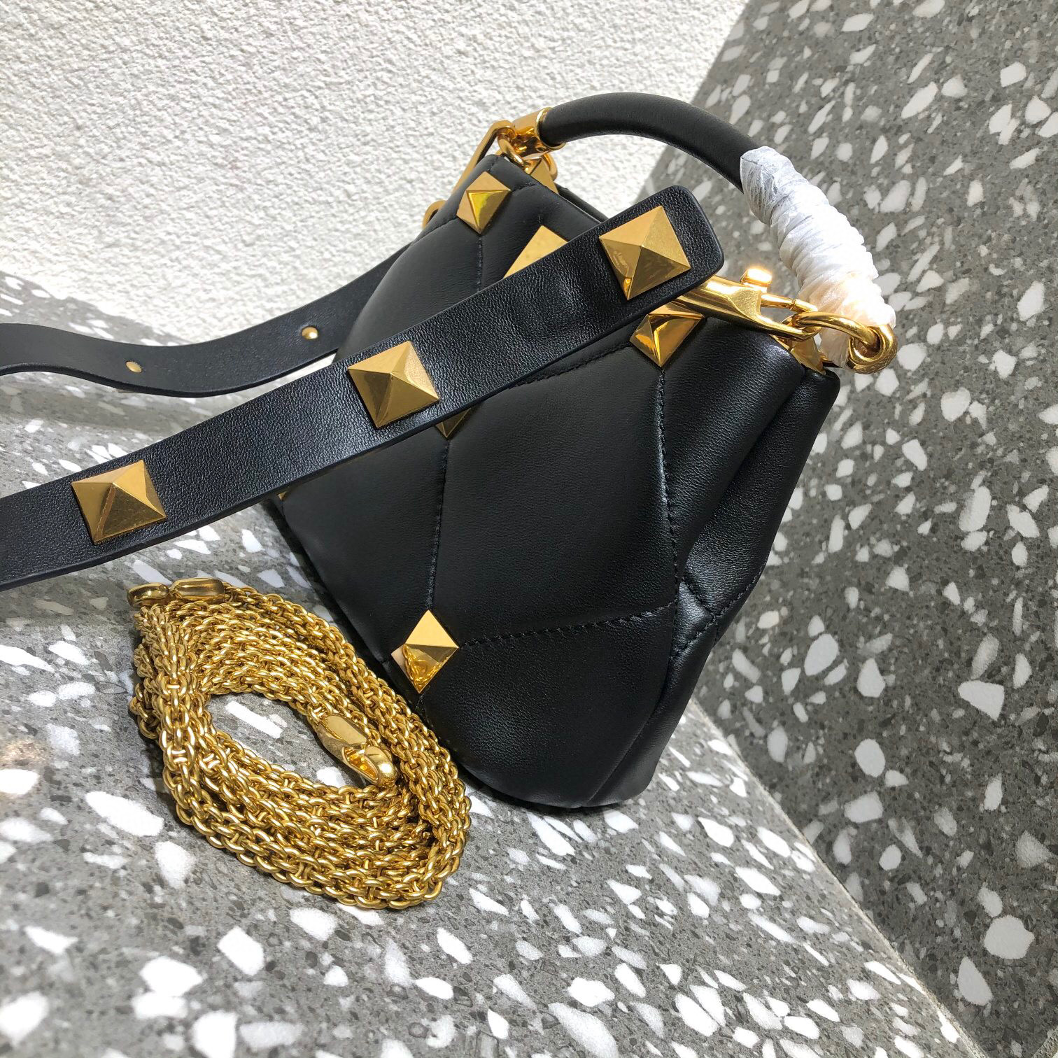 Valentino Garavani Roman Stud