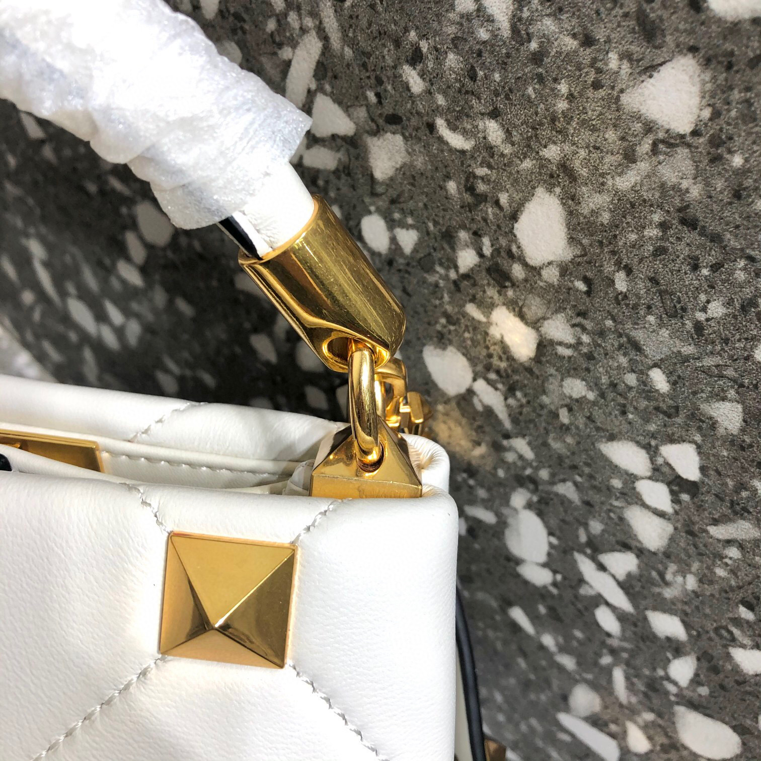 Valentino Garavani Roman Stud