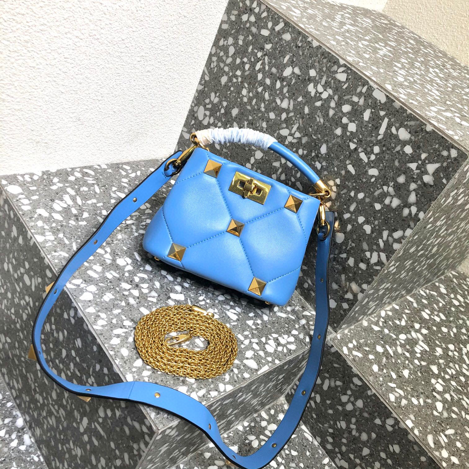 Valentino Garavani Roman Stud