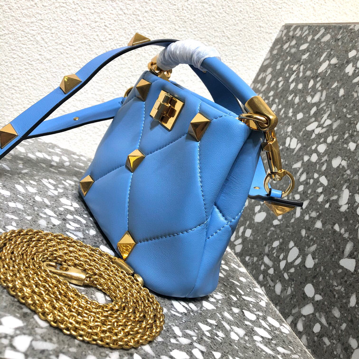 Valentino Garavani Roman Stud