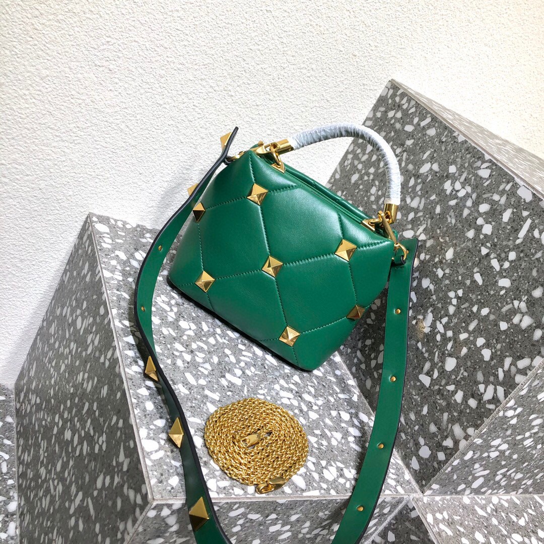 Valentino Garavani Roman Stud