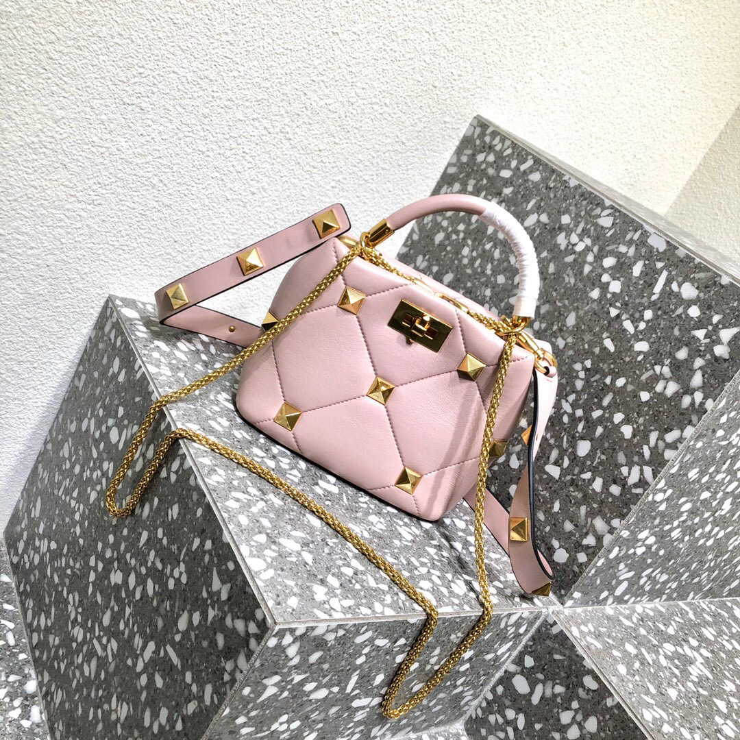 Valentino Garavani Roman Stud