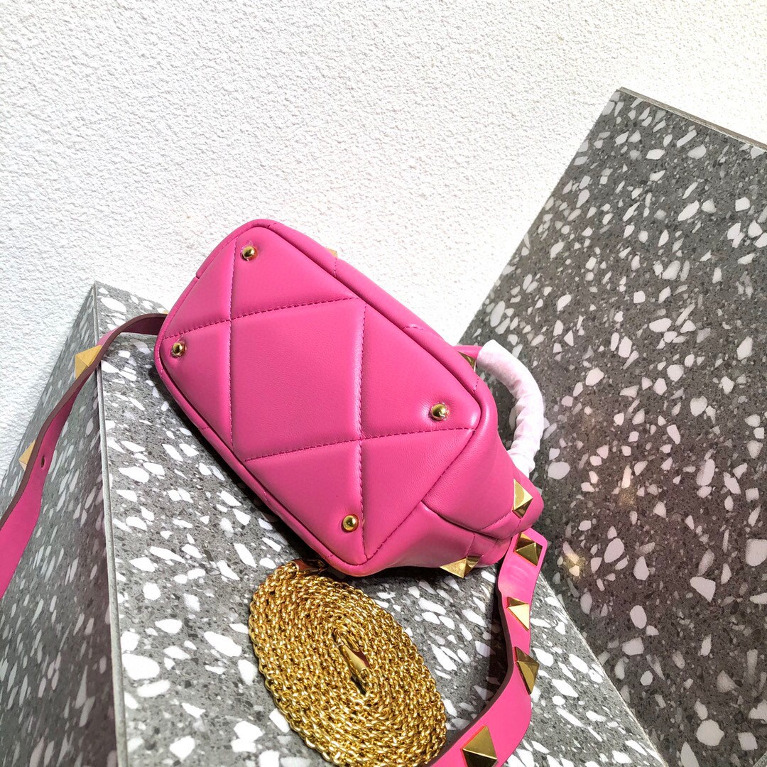 Valentino Garavani Roman Stud