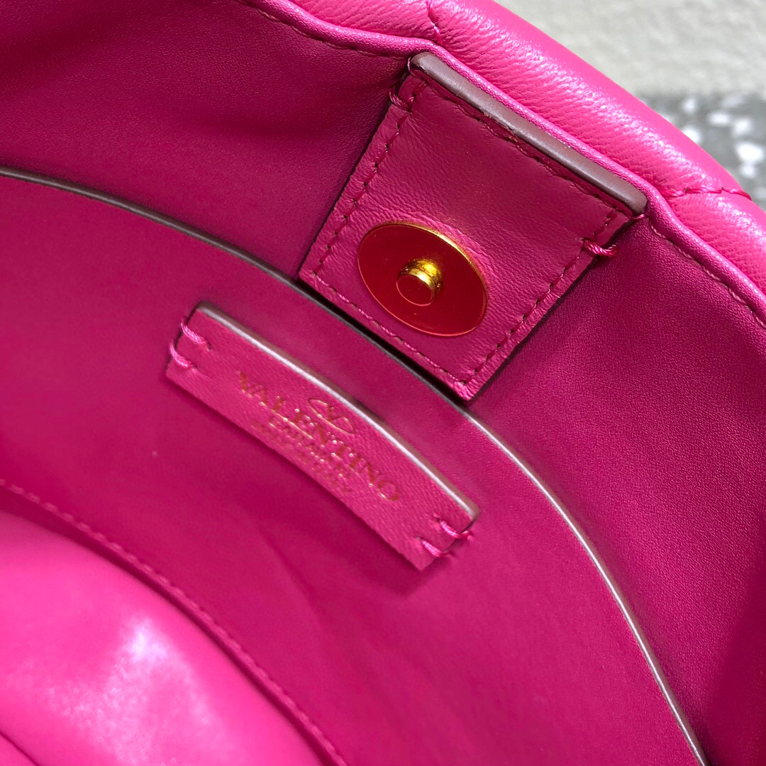 Valentino Garavani Roman Stud