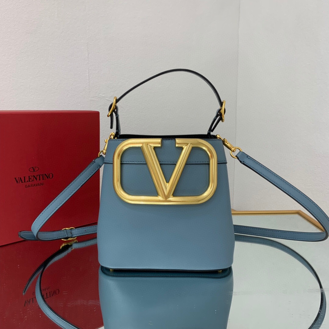 valentino garavani S*pervee