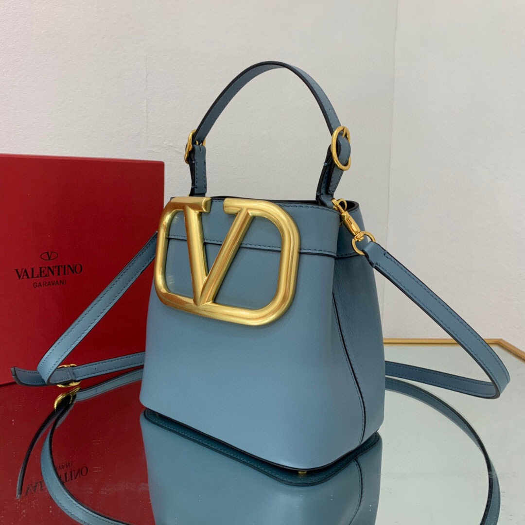 valentino garavani S*pervee