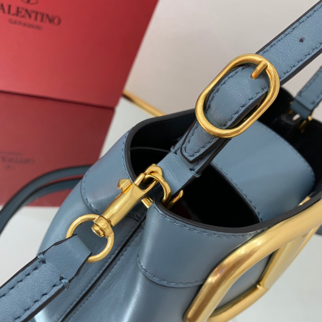 valentino garavani S*pervee