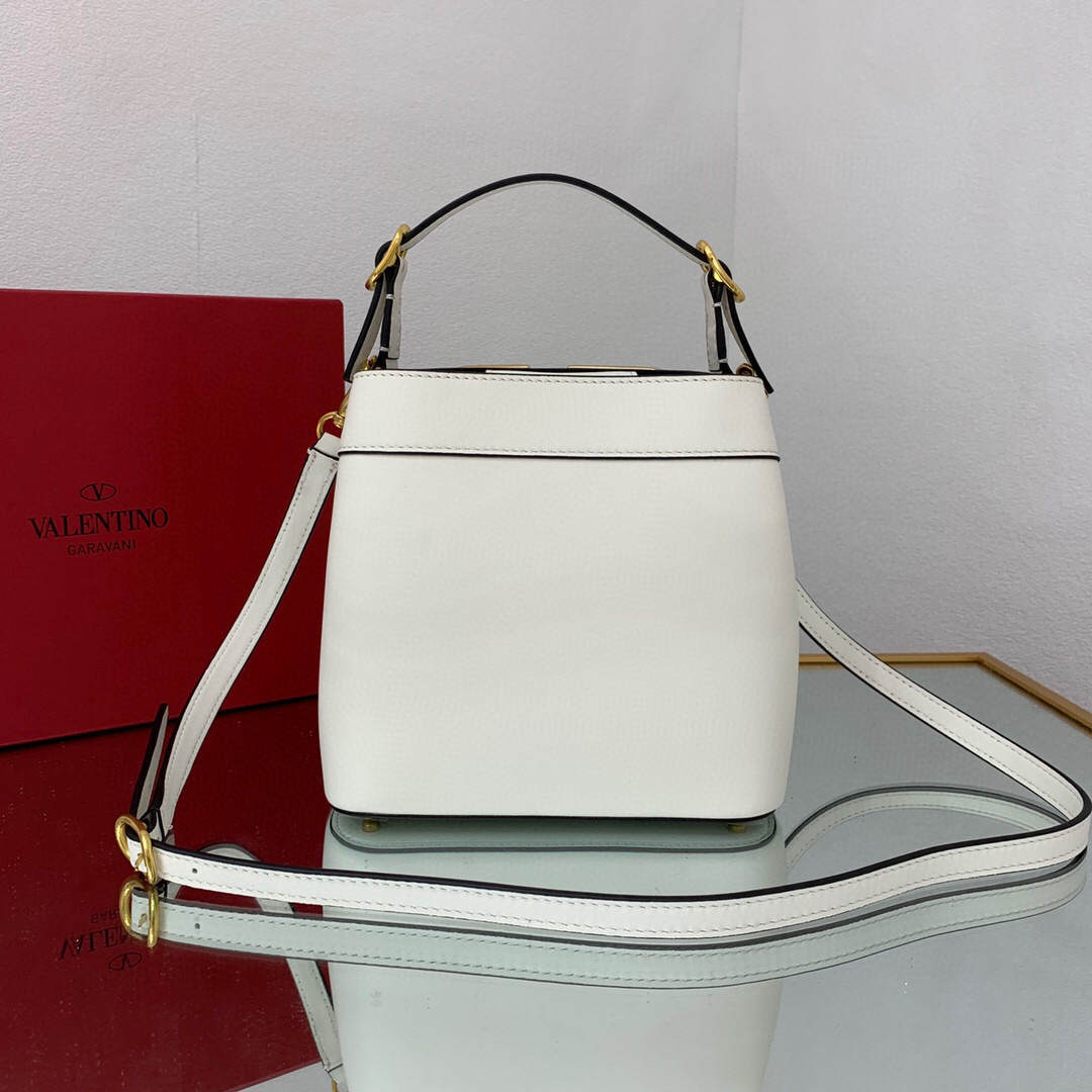 valentino garavani S*pervee