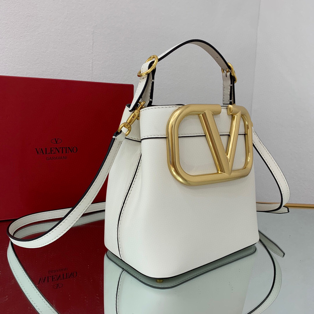 valentino garavani S*pervee